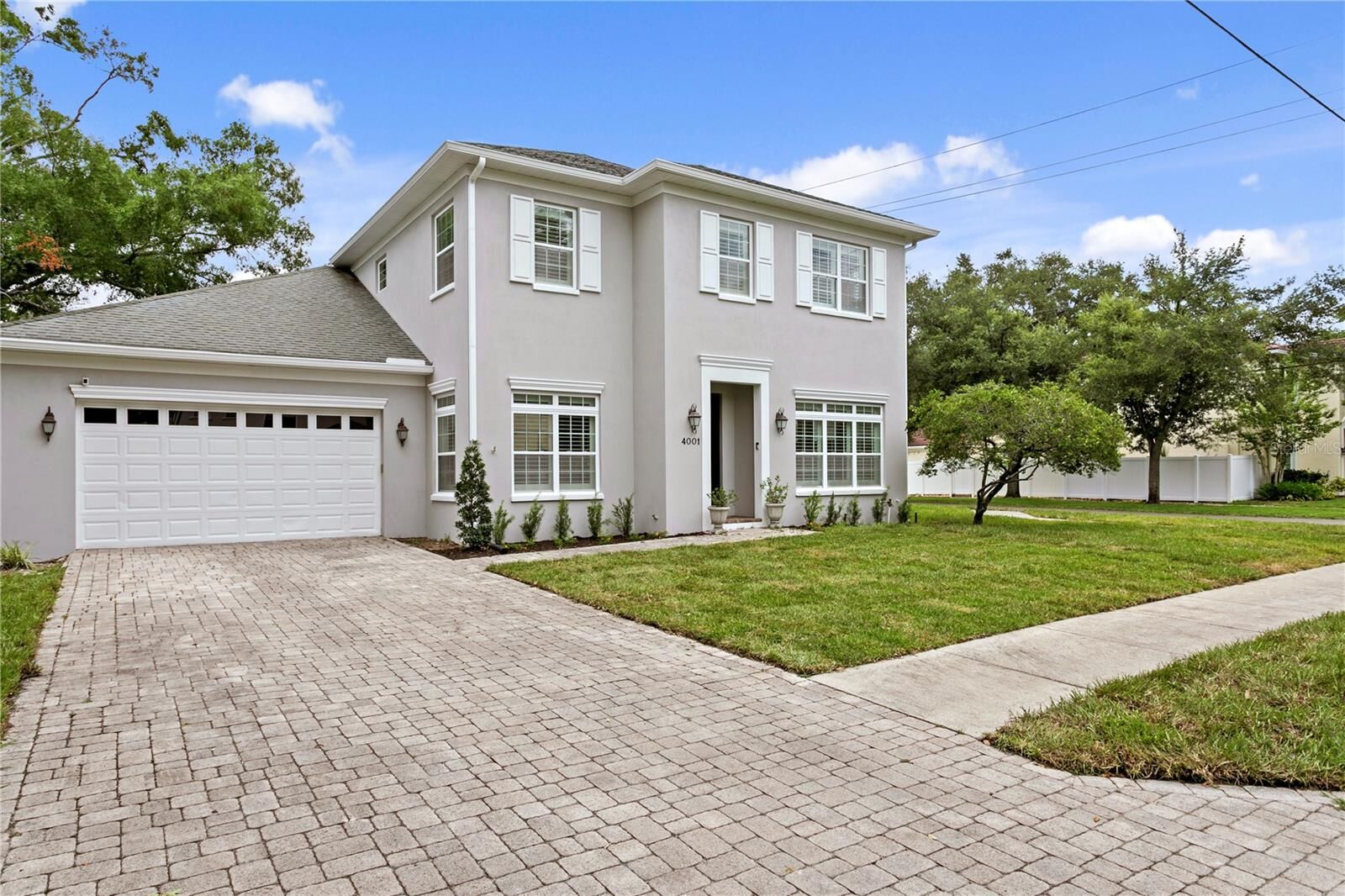 Property Photo: 4001 W Vasconia Street FL 33629