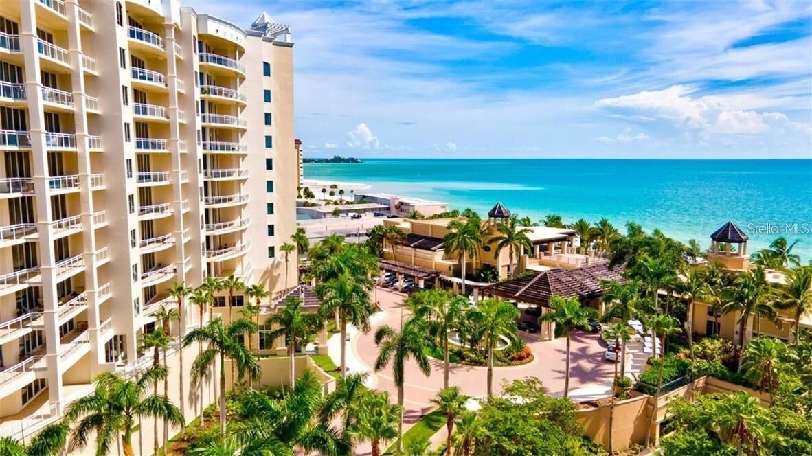 Property Photo: 1300 Benjamin Franklin Drive 301 FL 34236