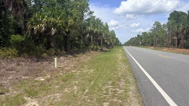 Property Photo: 10639 W Dunnellon Rd FL 34428