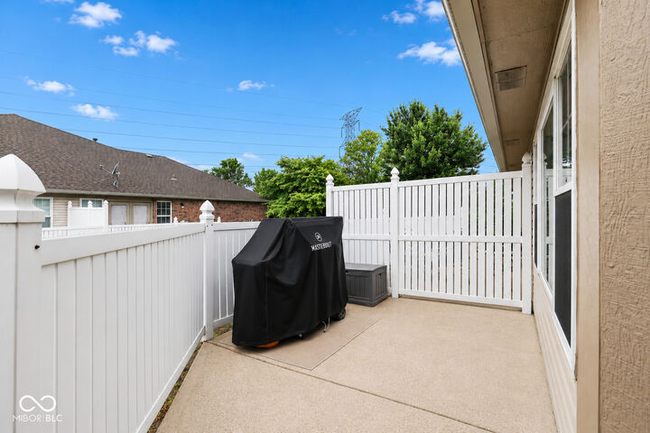 Property Photo:  6136 Rockwell Place  IN 46237 
