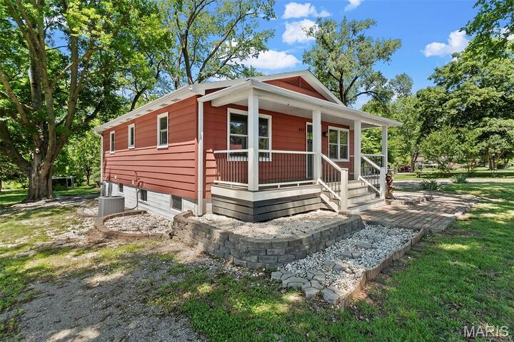 Property Photo:  447 Edgewood Drive  MO 63703 