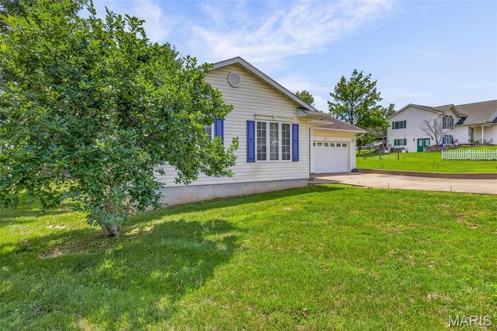 Property Photo:  14 Pheasant Drive  MO 63640 