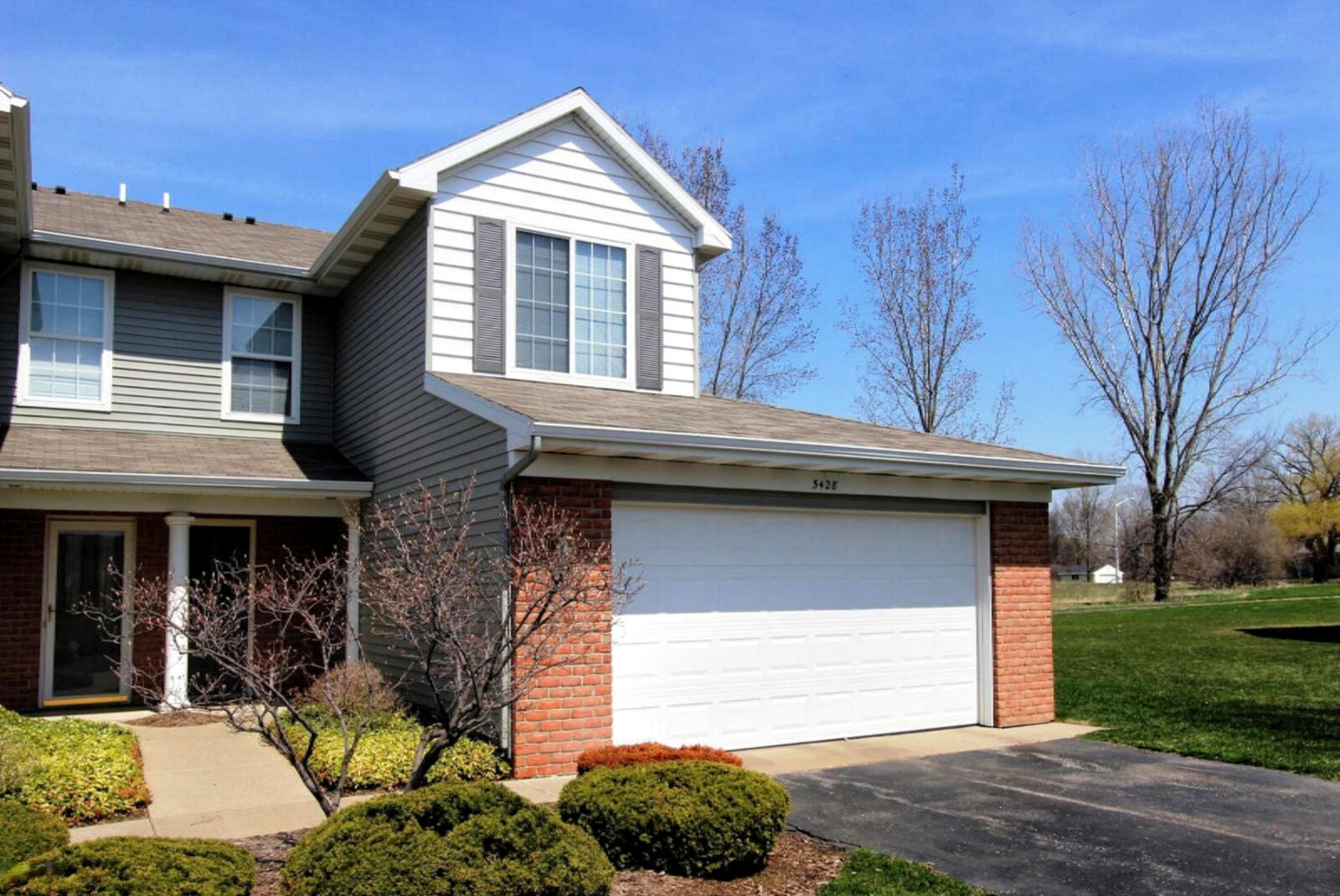 Property Photo:  5428 Rivertown Circle SW  MI 49418 