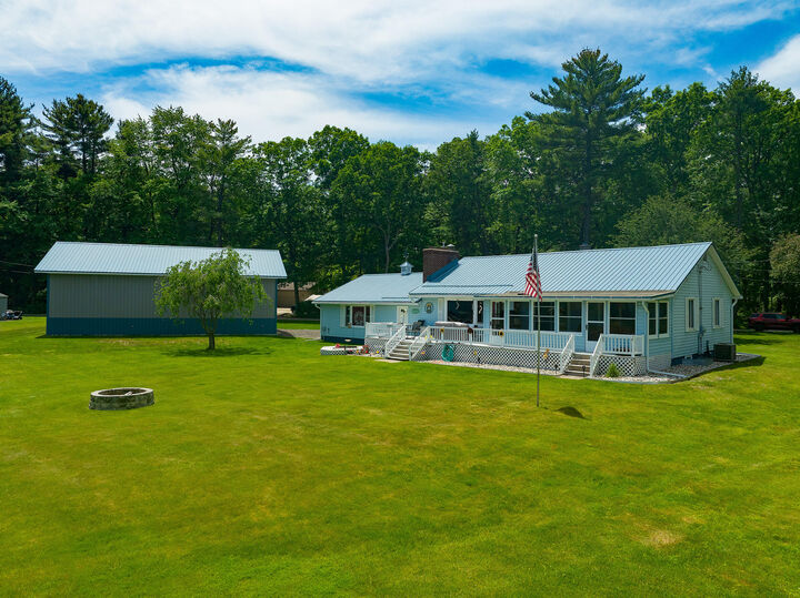 Property Photo:  2345 Johnston Avenue  MI 49457 