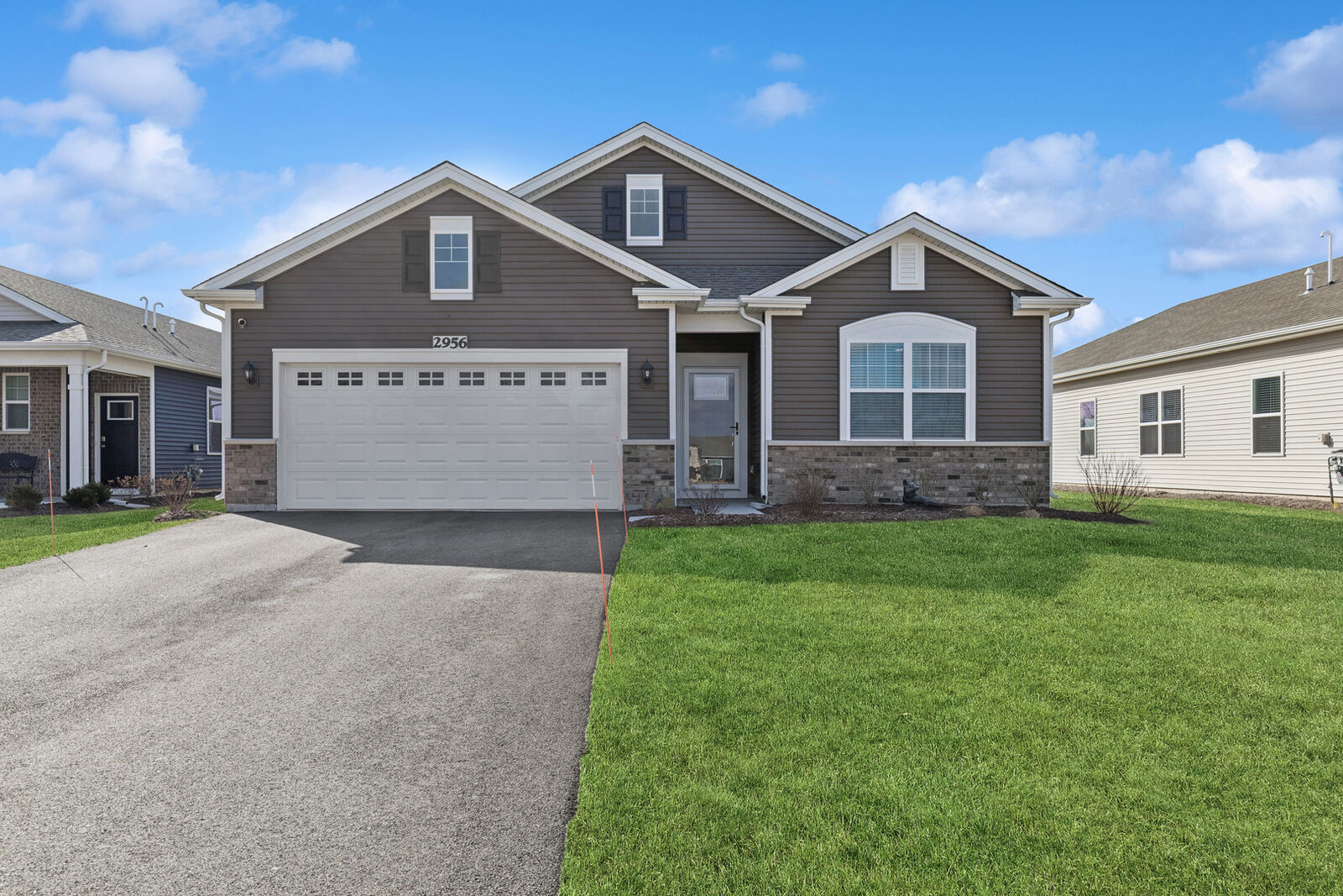 Property Photo:  2956 Harnish Drive  IL 60102 