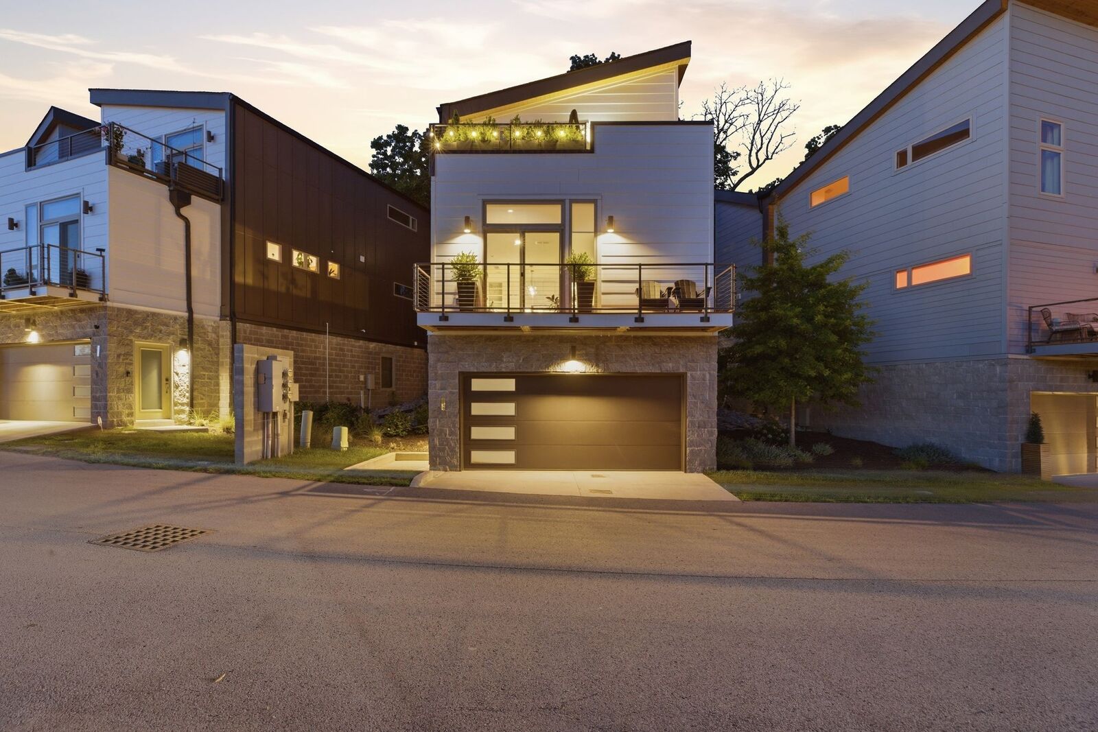 Property Photo: 3070 Edwin Cir TN 37207