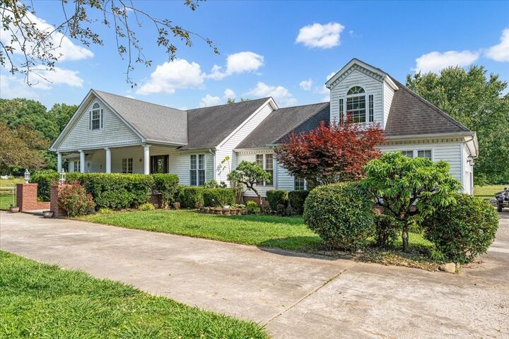 Property Photo:  431 Jack Thomas Dr  TN 37355 