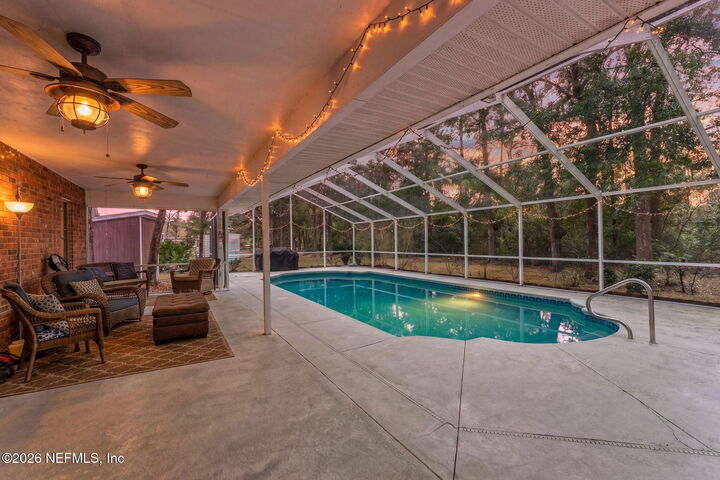 Property Photo:  618 NW Emerald Lakes Drive  FL 32055 