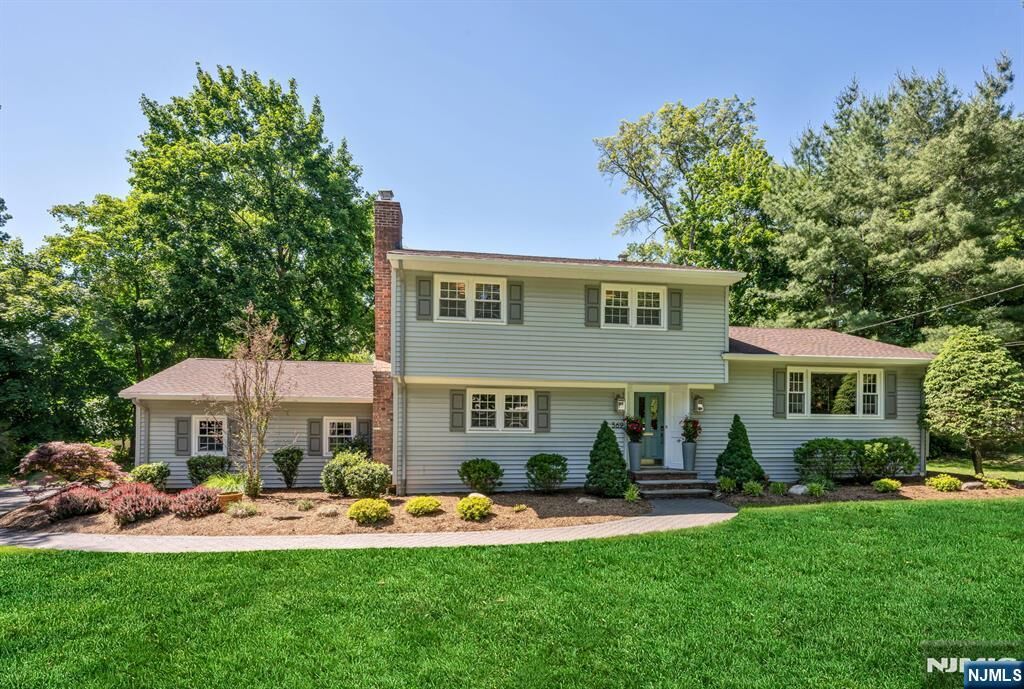 Property Photo: 369 Voorhis Avenue NJ 07481