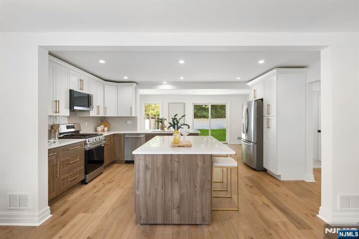 Property Photo: 34 Parkway NJ 07662