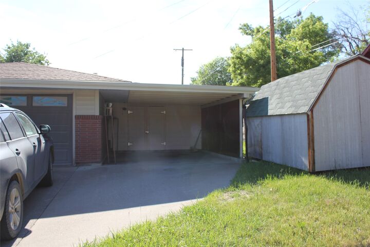 Property Photo:  100 19th Street N  MT 59401 