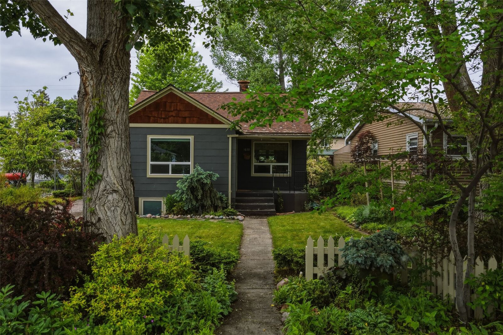 Property Photo: 1630 S 9th Street W MT 59801