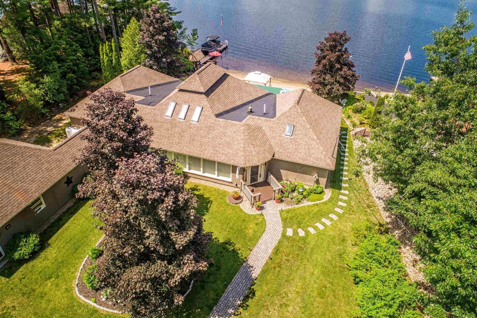 Property Photo:  42 Rocky Point Road  NH 03851 