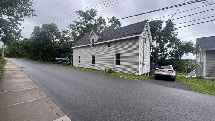 Property Photo: 264 High Street NS B2H 2P1