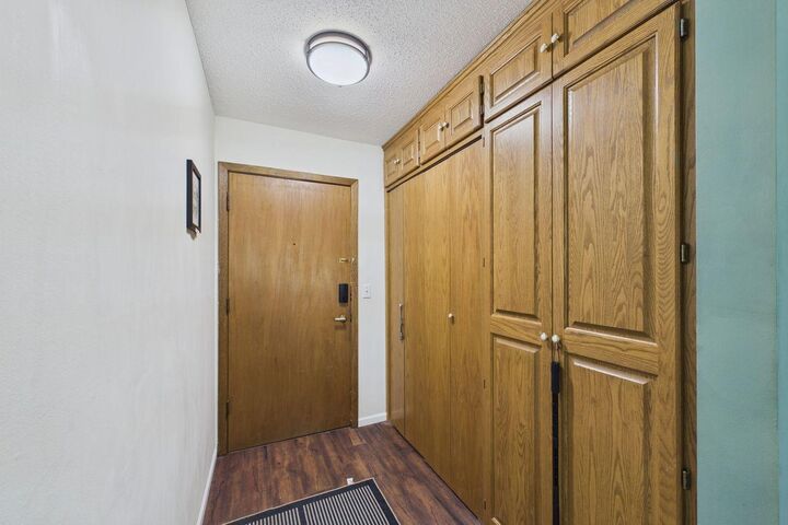 Property Photo:  2801 Flag Avenue N 222  MN 55427 