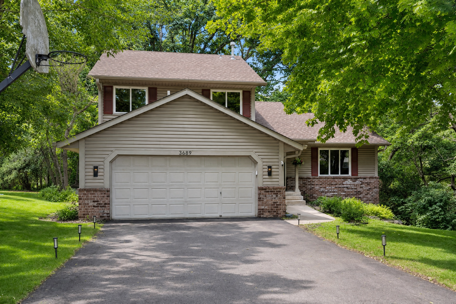 Property Photo:  3689 Willbrook Court  MN 55123 