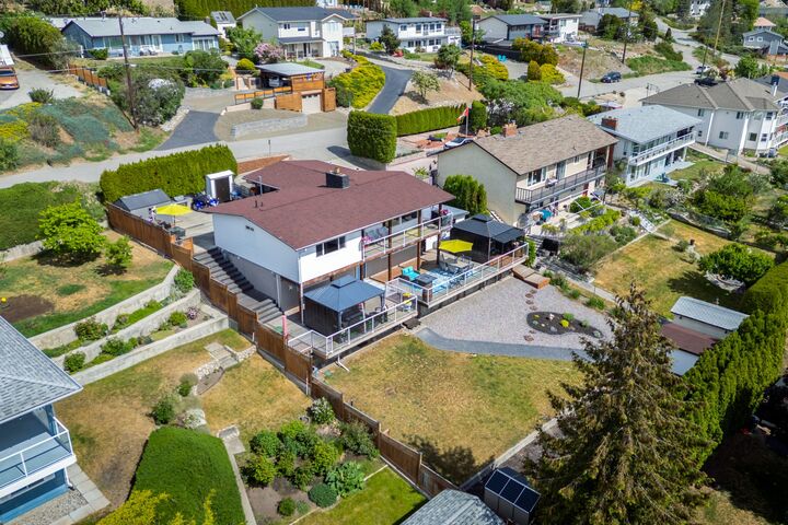 Property Photo: 5287 Greata Road BC V0H 1X2