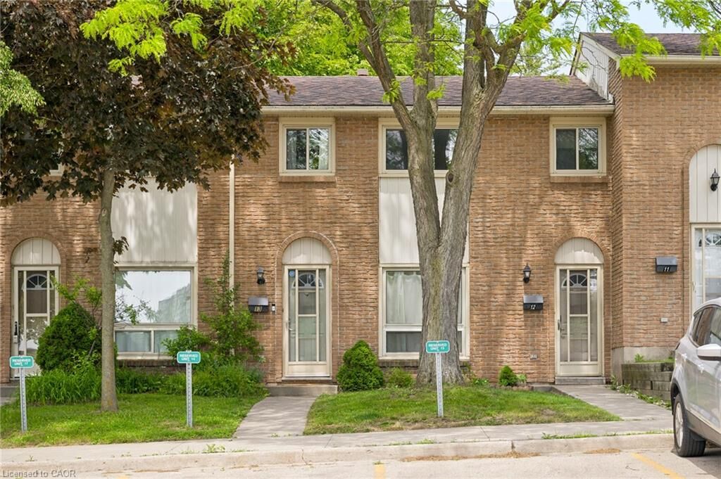 Property Photo:  165 Green Valley Drive 13  ON N2P 1K3 