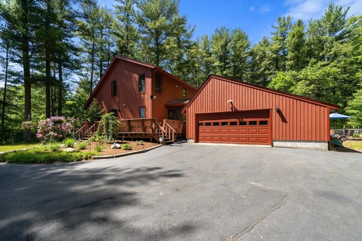 Property Photo:  47 Walnut Plain Rd  MA 02770 