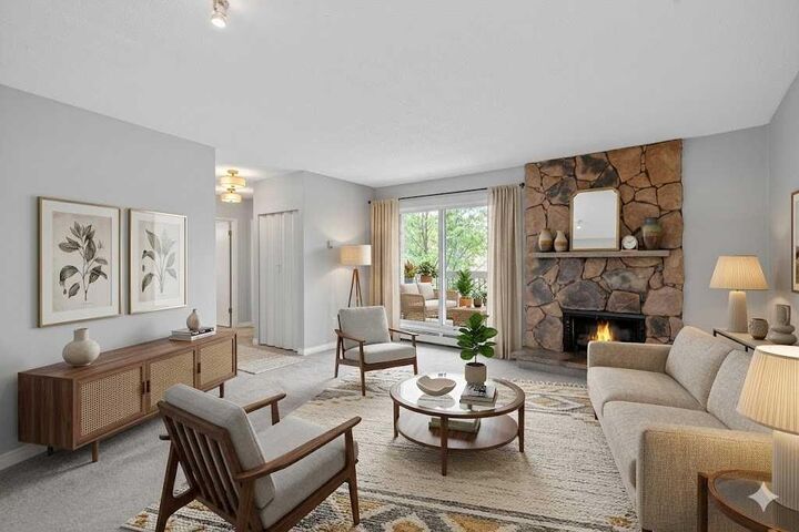 Property Photo: 239 6 Avenue NE 203 AB T2E 0L8