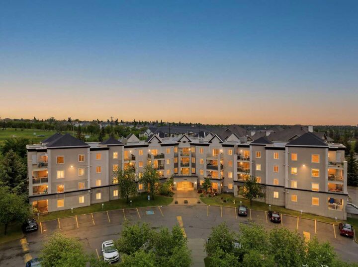 Property Photo: 6000 Somervale Court SW 101 AB T2Y 4J4