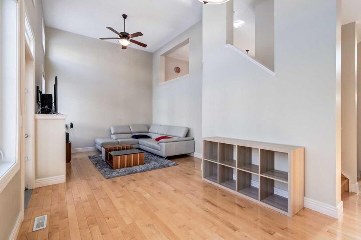 Property Photo:  37 Royal Oak Plaza NW  AB T3G 0B3 