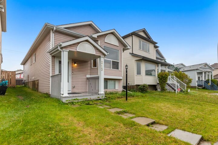Property Photo:  215 Carmel Close NE  AB T1Y 6Z4 