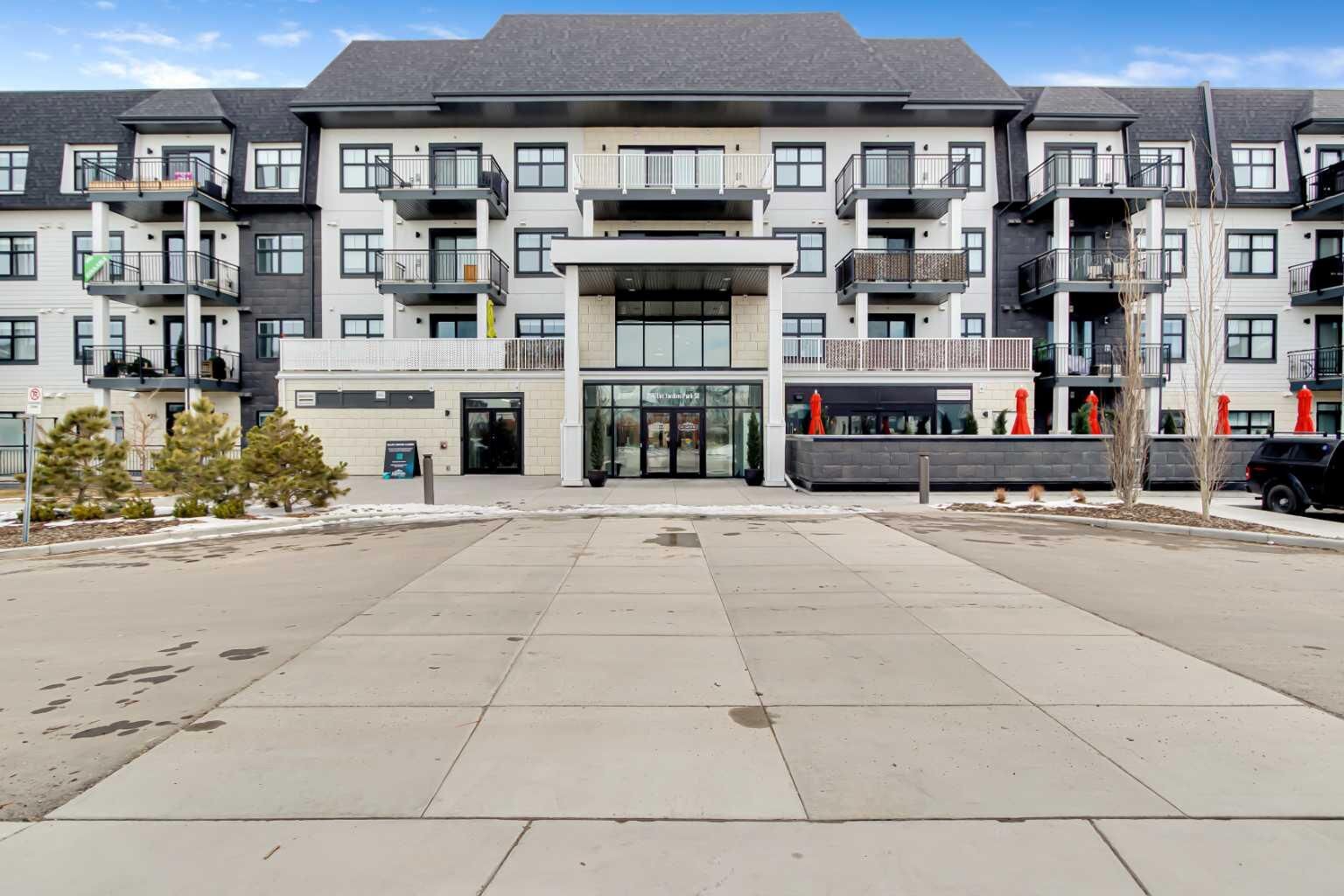 Property Photo:  255 Les Jardins Park SE 208  AB T2C 5W9 