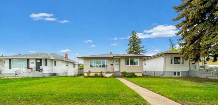 Photo de la propriété:  343 10 Street SW  AB T1A 4R6 