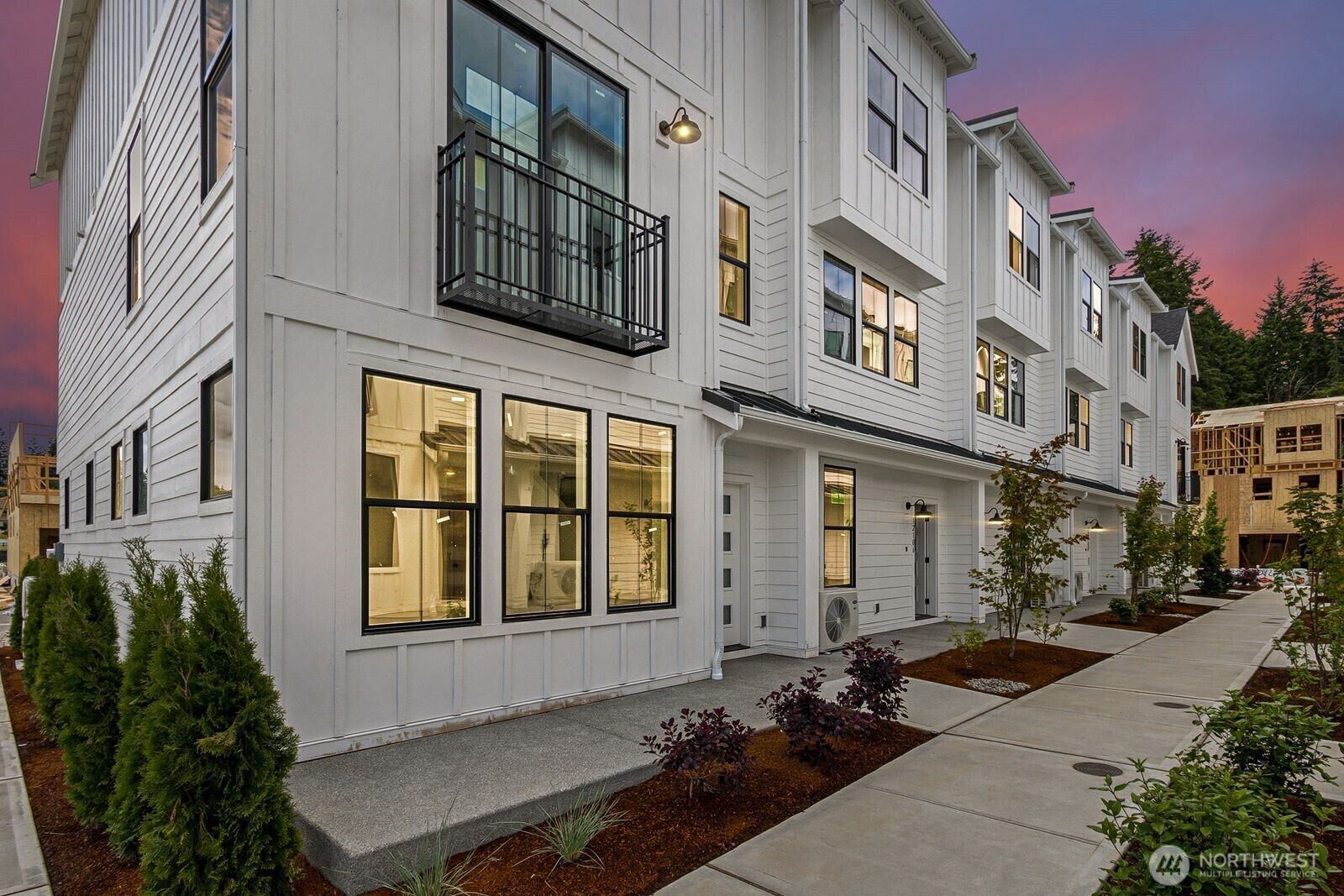 Property Photo: 12091 127th Avenue Ct E WA 98374