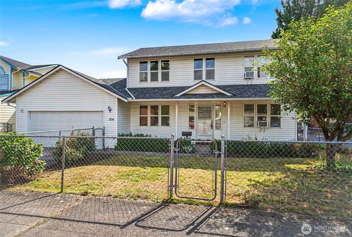 Property Photo:  314  Factory Avenue N  WA 98057 