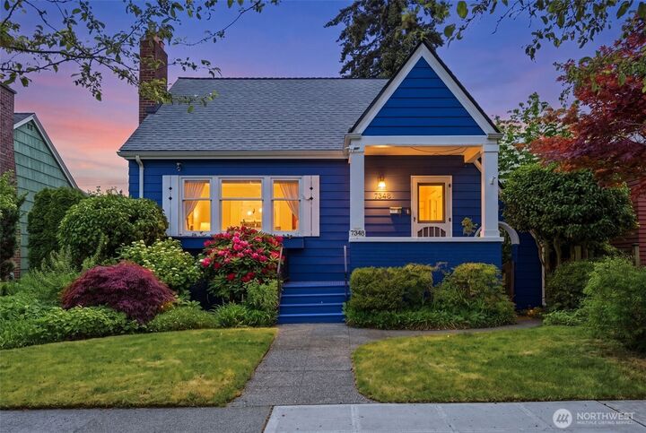 Property Photo:  7348  Keen Way N  WA 98103 