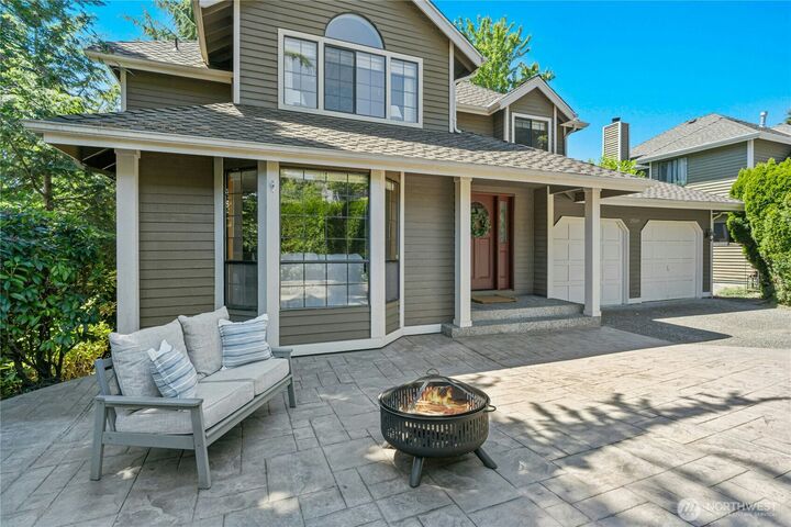 Property Photo:  25309  126th Avenue SE  WA 98030 