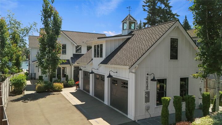 Property Photo:  22545 SE 298th Street  WA 98010 