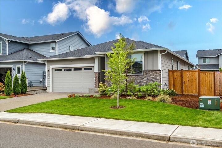 Property Photo:  18224  134th Avenue E  WA 98374 