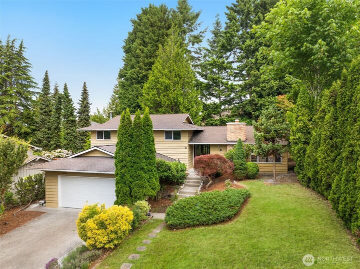 Property Photo:  13730 SE 20th Street  WA 98005 