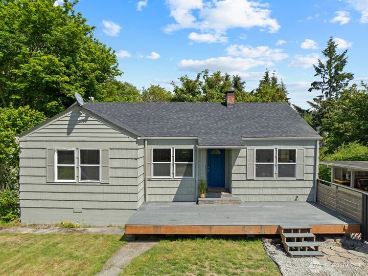 Property Photo: 307 4th Street WA 98388