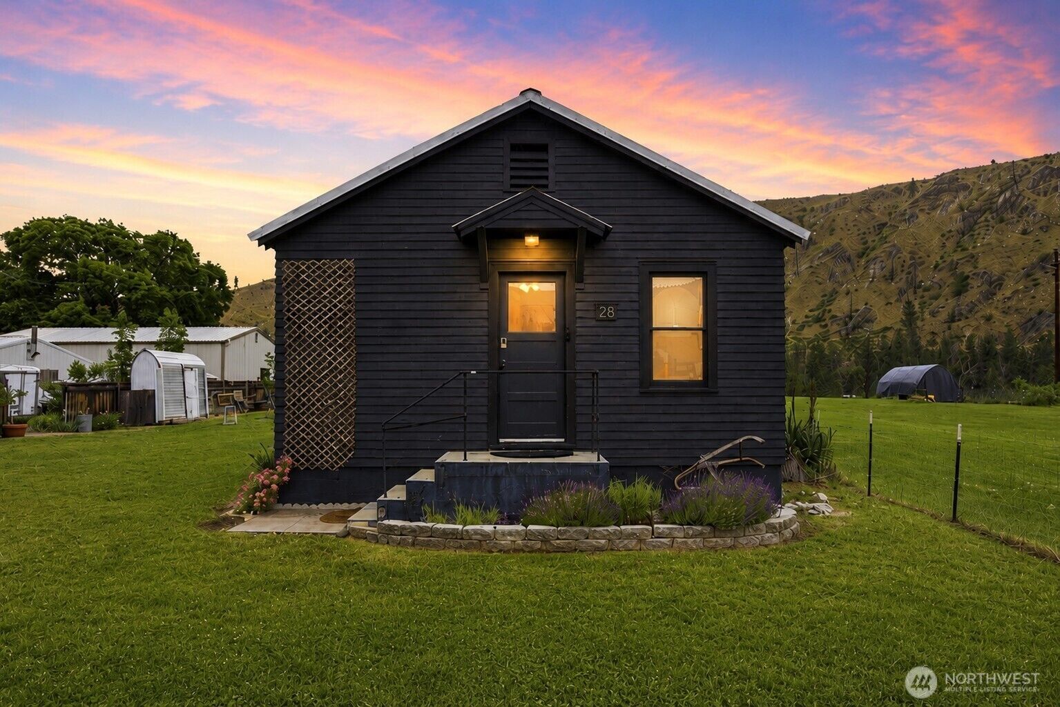 Property Photo:  28  Main Street  WA 98834 