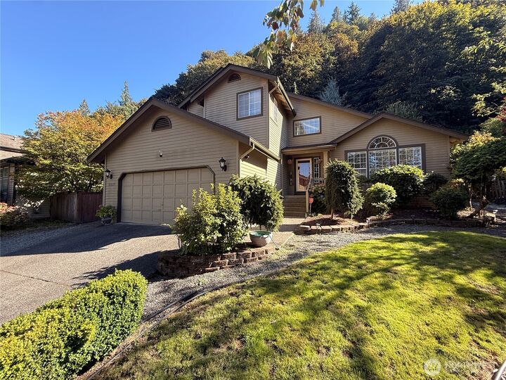Property Photo:  15827 SE 156th Court  WA 98058 