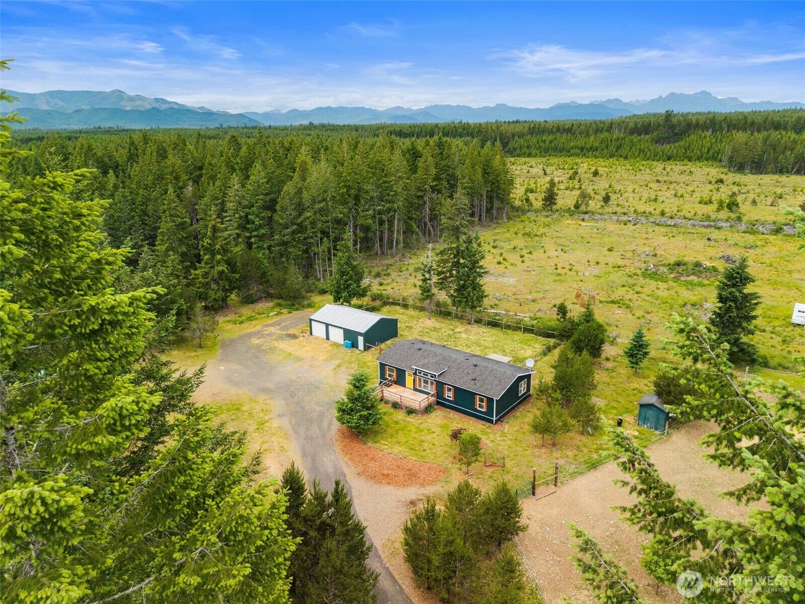 Property Photo:  790 W Honeysuckle Lane  WA 98584 