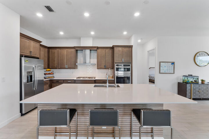 Property Photo:  19036 Broad Shore Walk  FL 33470 