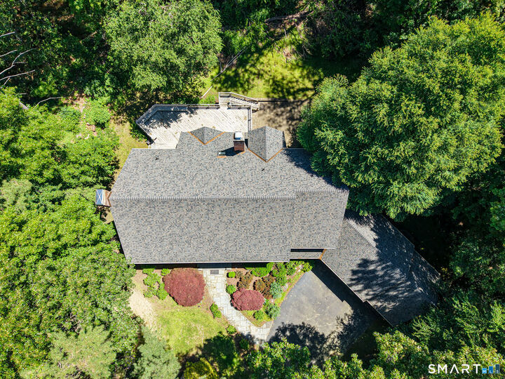 Property Photo:  3 Eton Place  CT 06032 