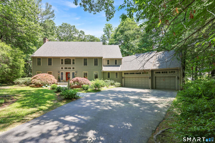 Property Photo:  3 Eton Place  CT 06032 