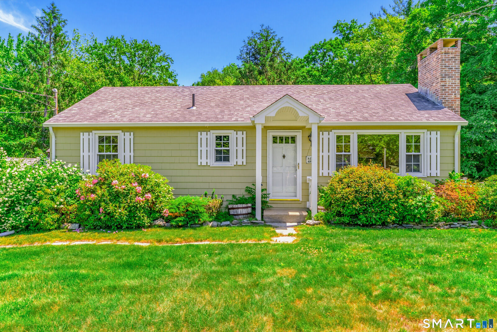 Property Photo:  116 Morris Hubbard Road  CT 06441 