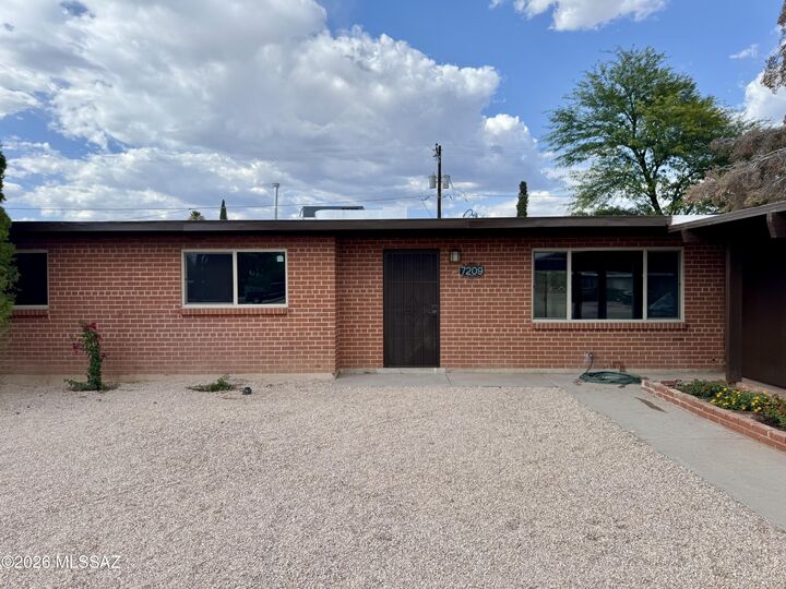 Property Photo: 7209 E 30th Street AZ 85710