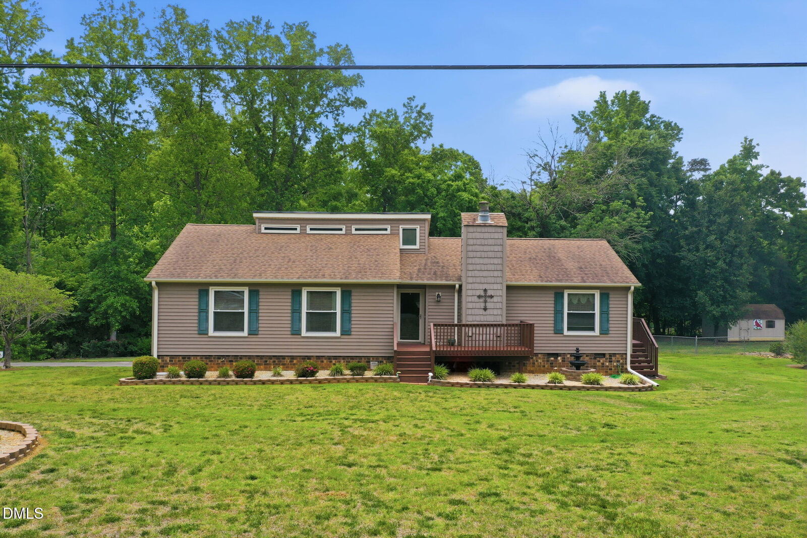 Property Photo:  3124 Oakridge Drive  NC 27253 