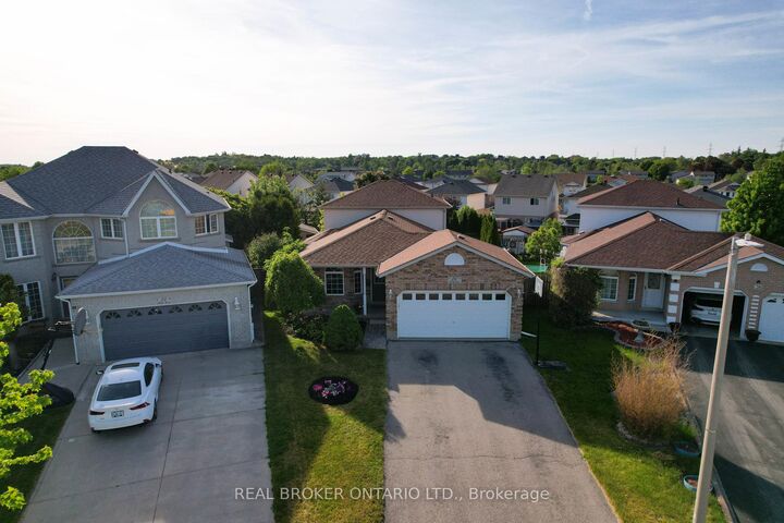 Property Photo: 26 Kelly Court ON N1K 1W3