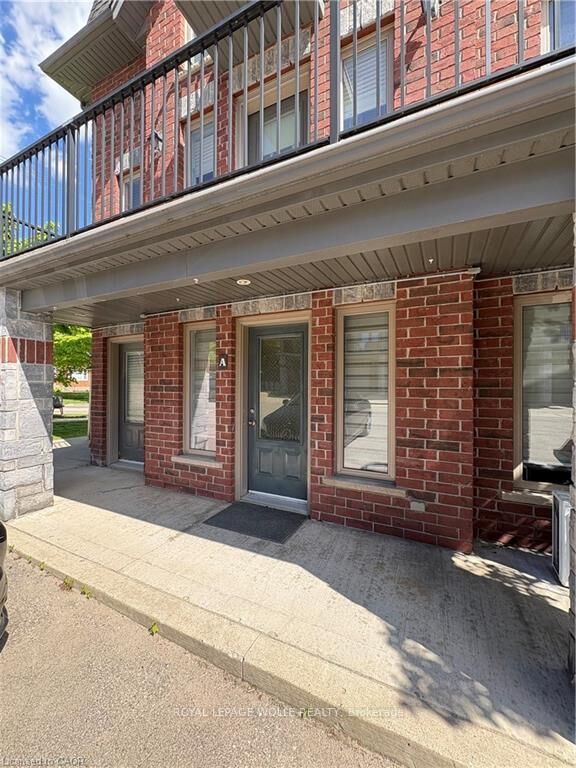 Property Photo: 489 East Avenue E A ON N2H 0A8