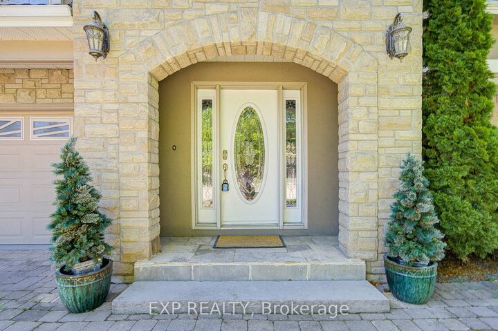 82 Derby Court — photo 1