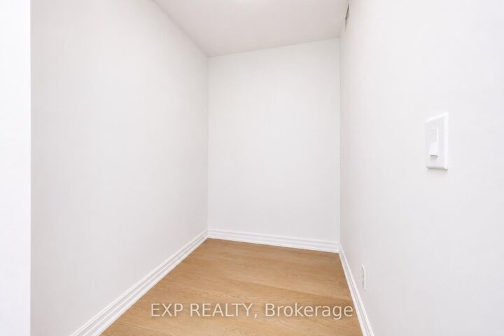 Property Photo: 225 Sackville Street 1306 ON M5A 3H1